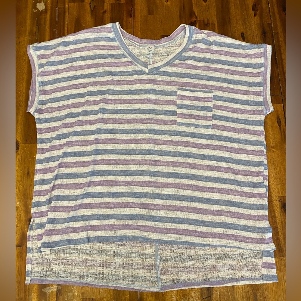 Stripped women Top by Zig Zag Stripe size Large Trendy oversized